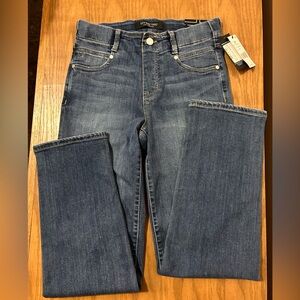 Woman’s Liverpool The Gia Glider Slim Jeans